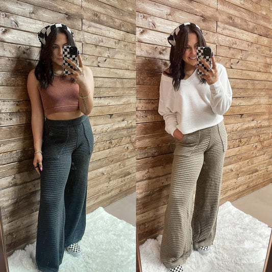 WIDE LEG KNIT PANTS