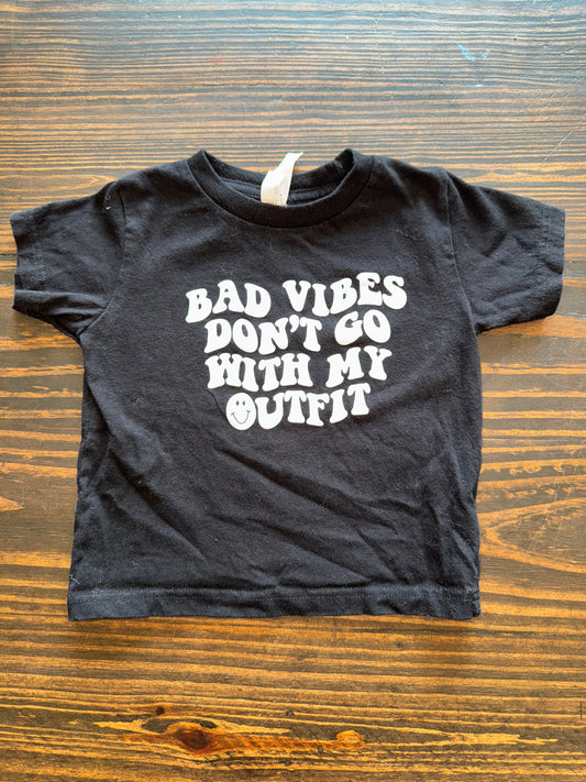 3T BAD VIBES TEE