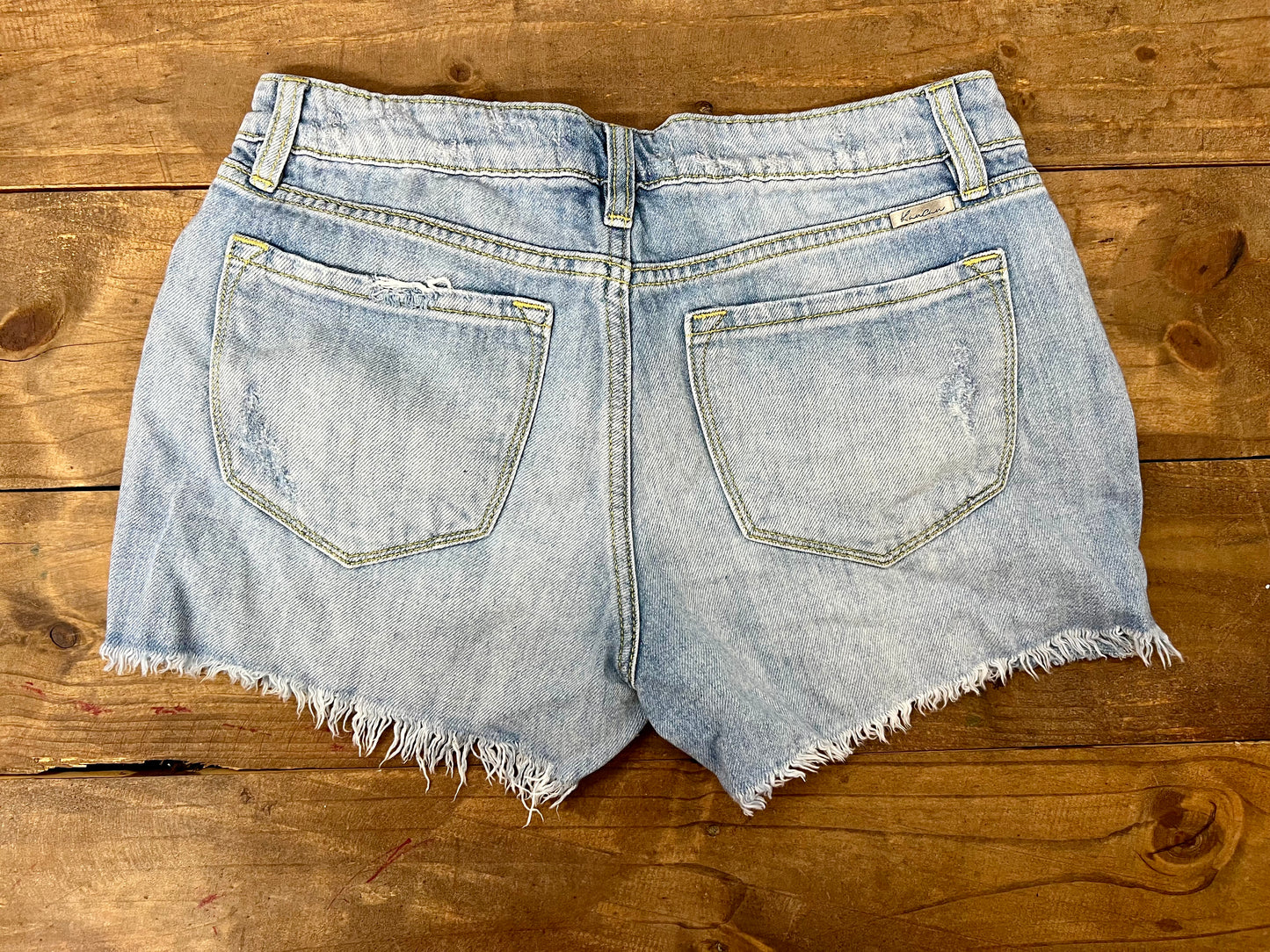 KANCAN DENIM SHORTS SIZE 7/27